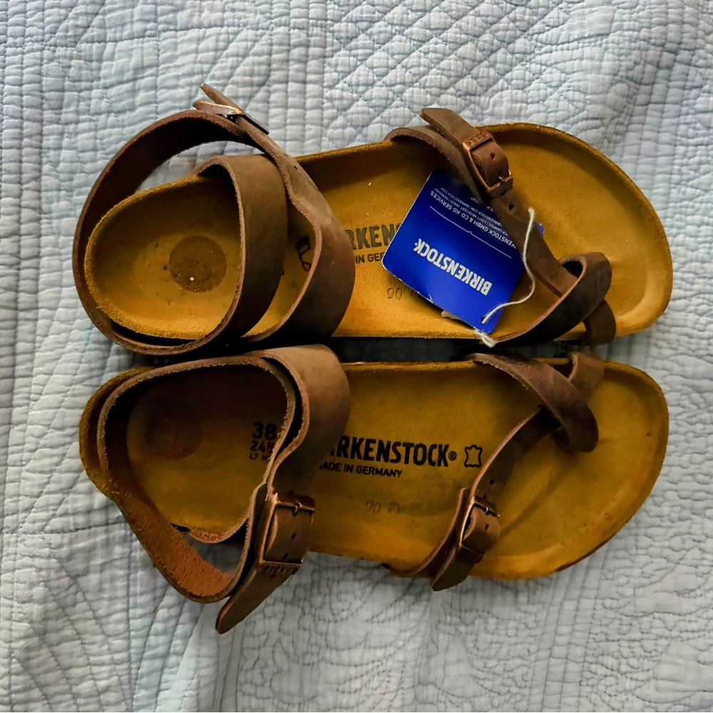 Birkenstock Yara Sandal 38 Brand New